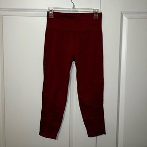 Burgundy’s workout tights